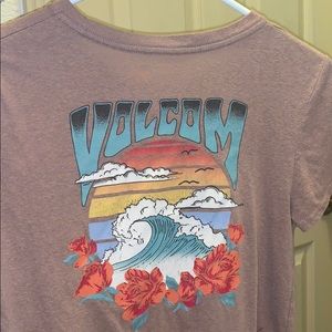 short sleeve volcom T shirt